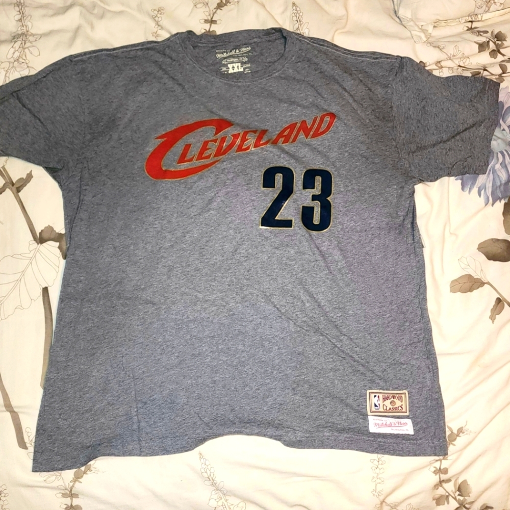 Mitchell & Ness Lebron James Cleveland Cavs Hardwood Classics T-Shirt XXL